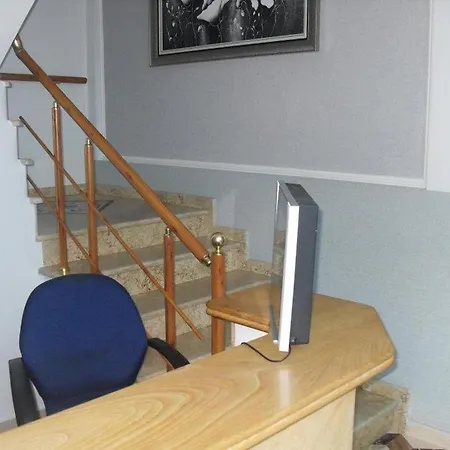 Dik's Sons Hotel 3*